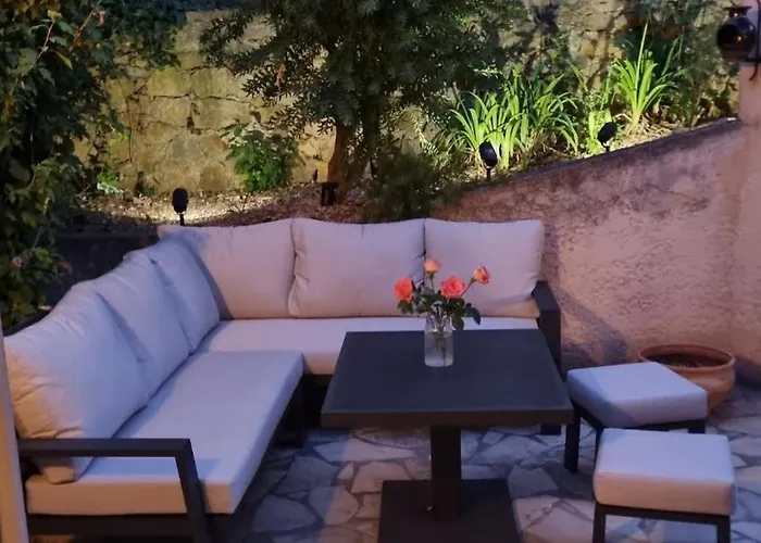 Charming Bandol Cottage