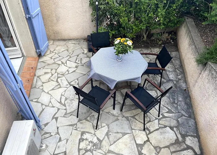 Charming Bandol Cottage
